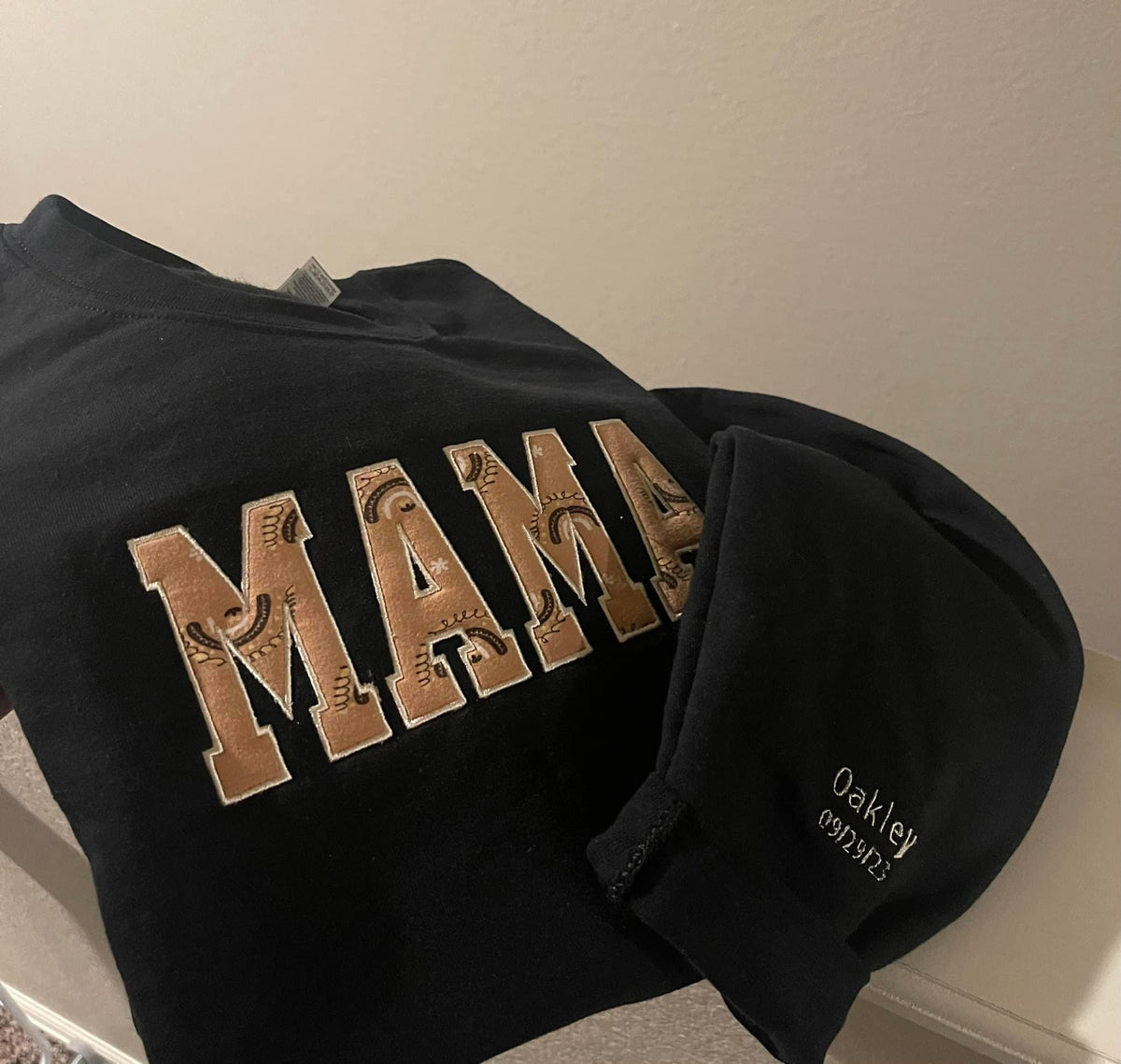 Mama Keepsake Crewneck