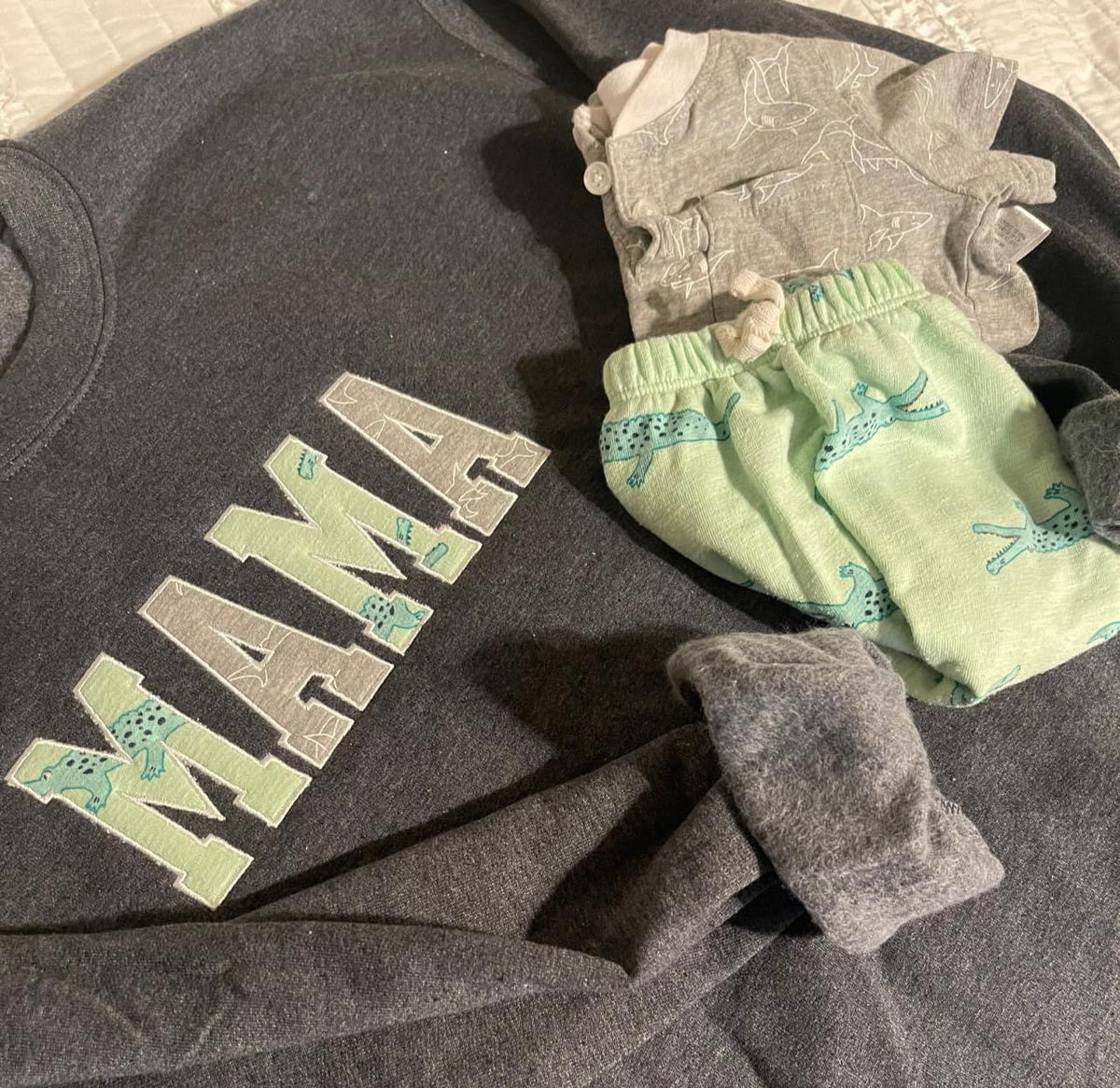 Mama Keepsake Crewneck