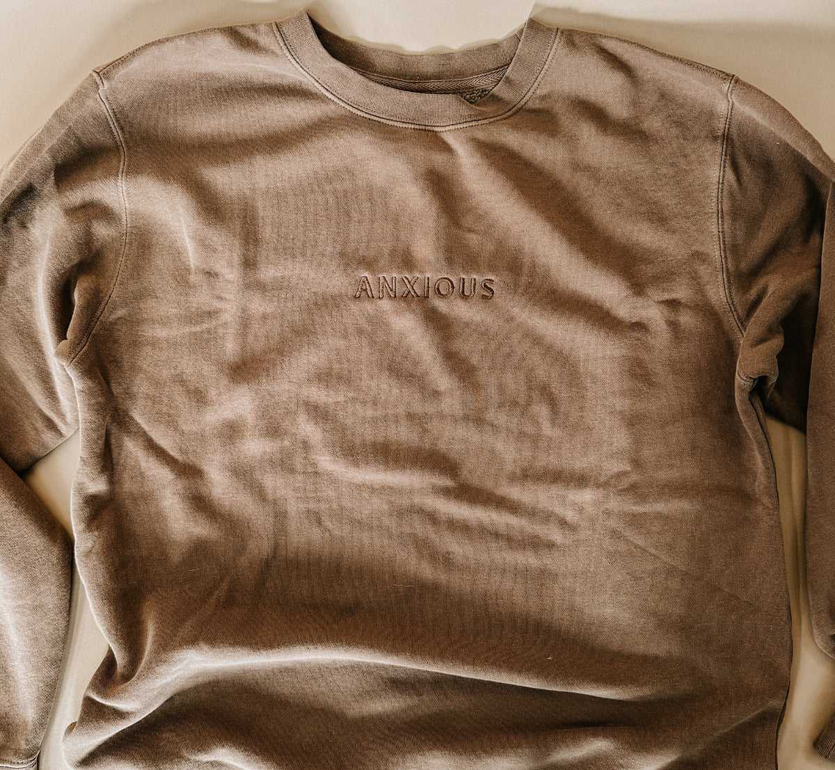 Pigment dyed embroidered crewneck
