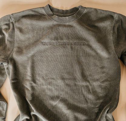 Pigment dyed embroidered crewneck